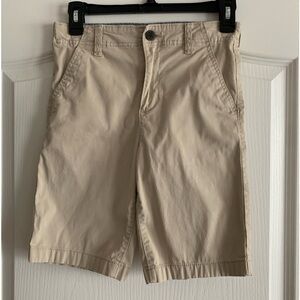 Osh kosh tan Bermuda uniform shorts size 10